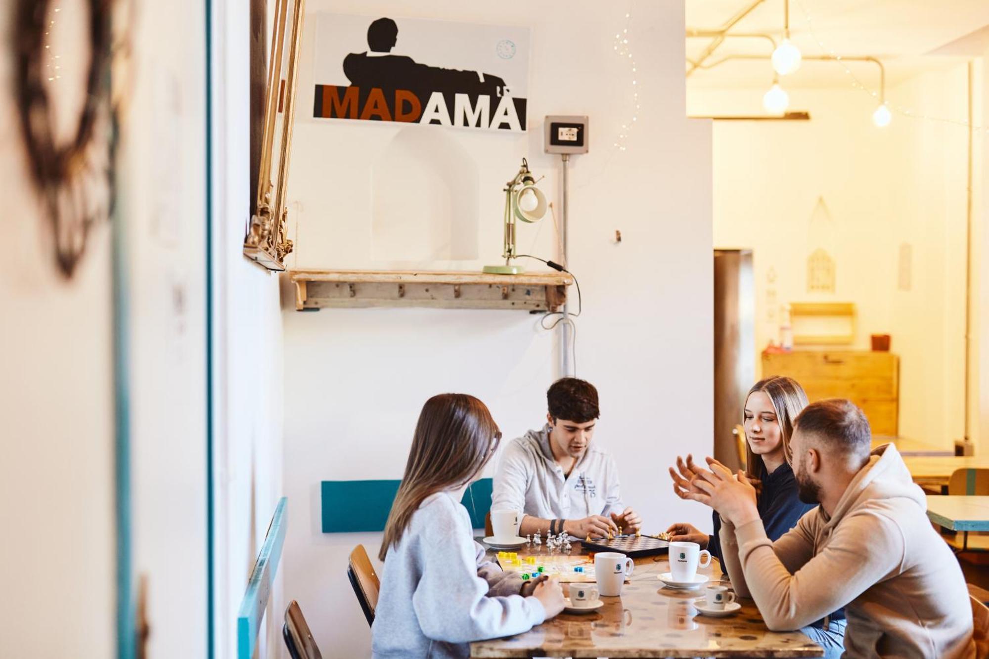 Madama Hostel & Bistrot — Foto’s 1